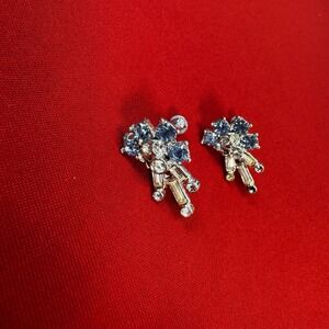 Baby blue & Clear rhinestone screw back vintage earrings